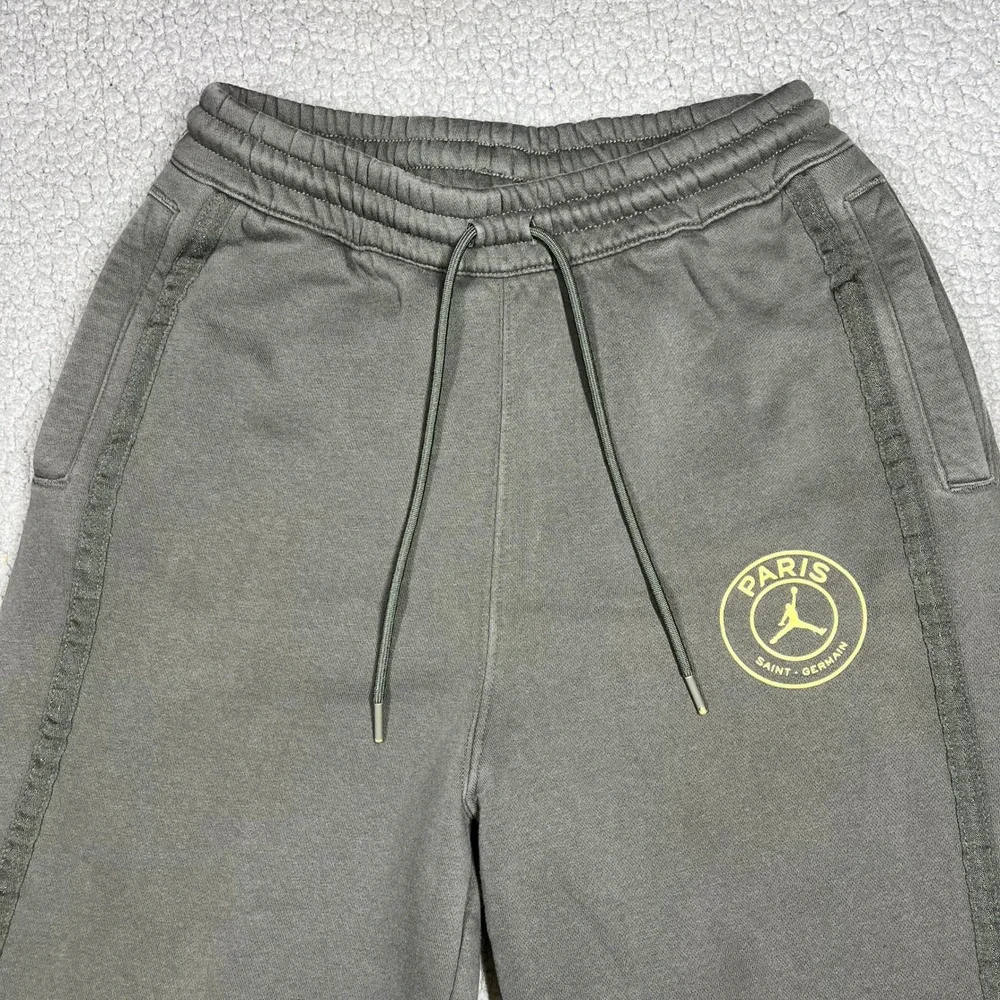 Jordan x PSG Paris Saint-Germain Fleece Sweatpants Mens Small Green Yellow Logo